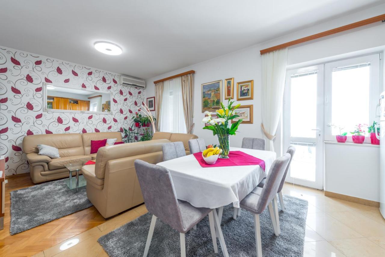 Lovely Apartment ดูบรอฟนิก ภายนอก รูปภาพ
