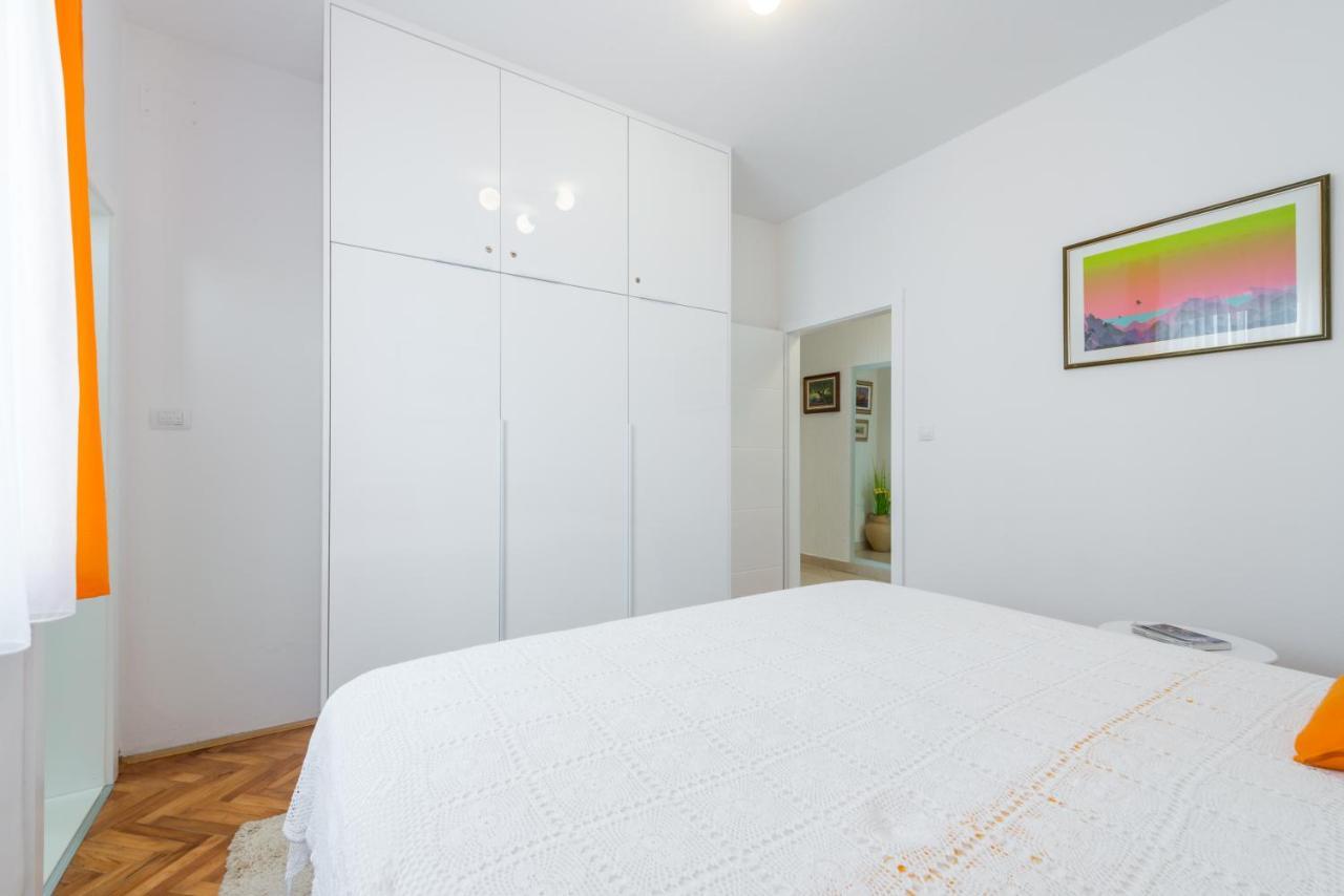 Lovely Apartment ดูบรอฟนิก ภายนอก รูปภาพ