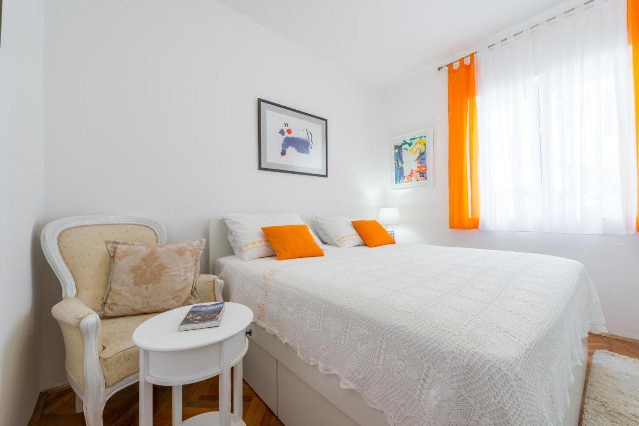 Lovely Apartment ดูบรอฟนิก ภายนอก รูปภาพ