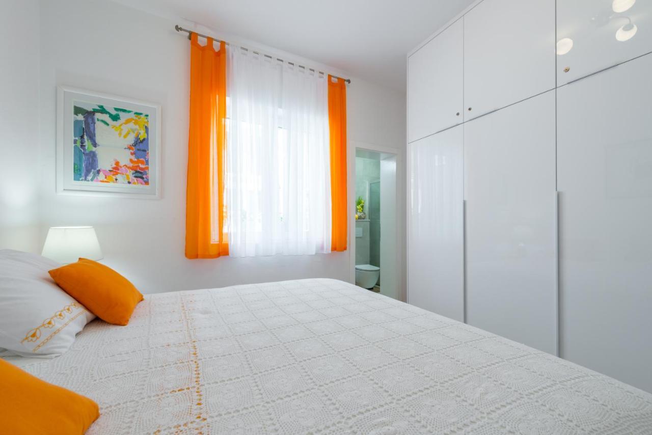 Lovely Apartment ดูบรอฟนิก ภายนอก รูปภาพ
