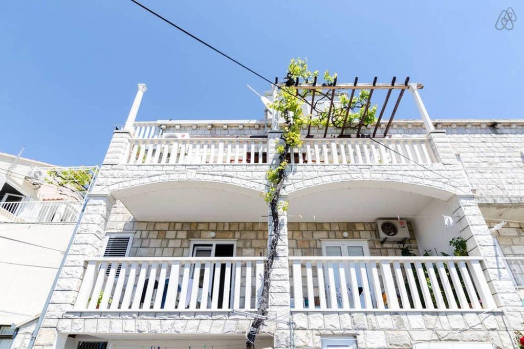 Lovely Apartment ดูบรอฟนิก ภายนอก รูปภาพ